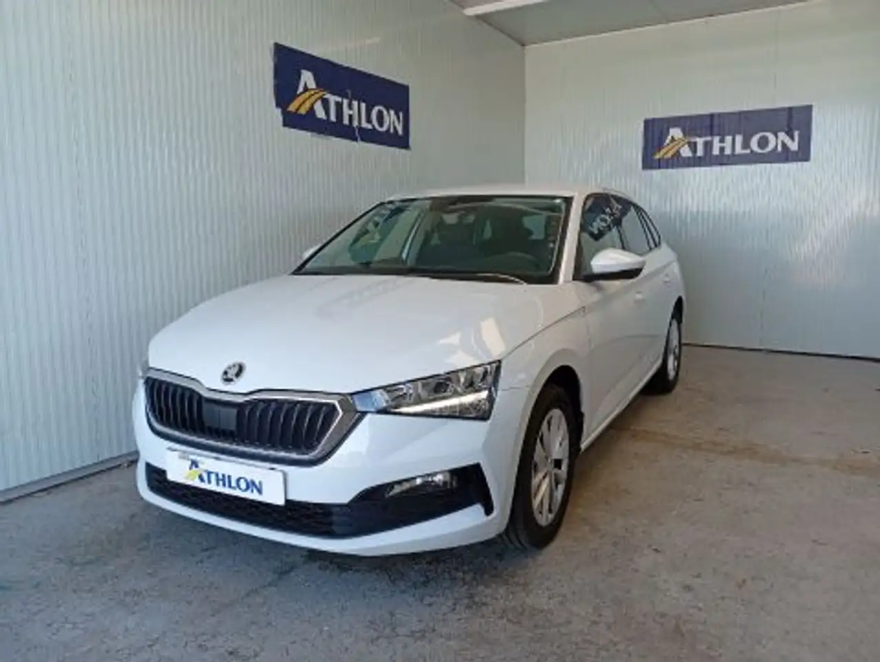 Skoda Scala 1.0 TSI Ambition DSG 81kW — photo 1 of 8