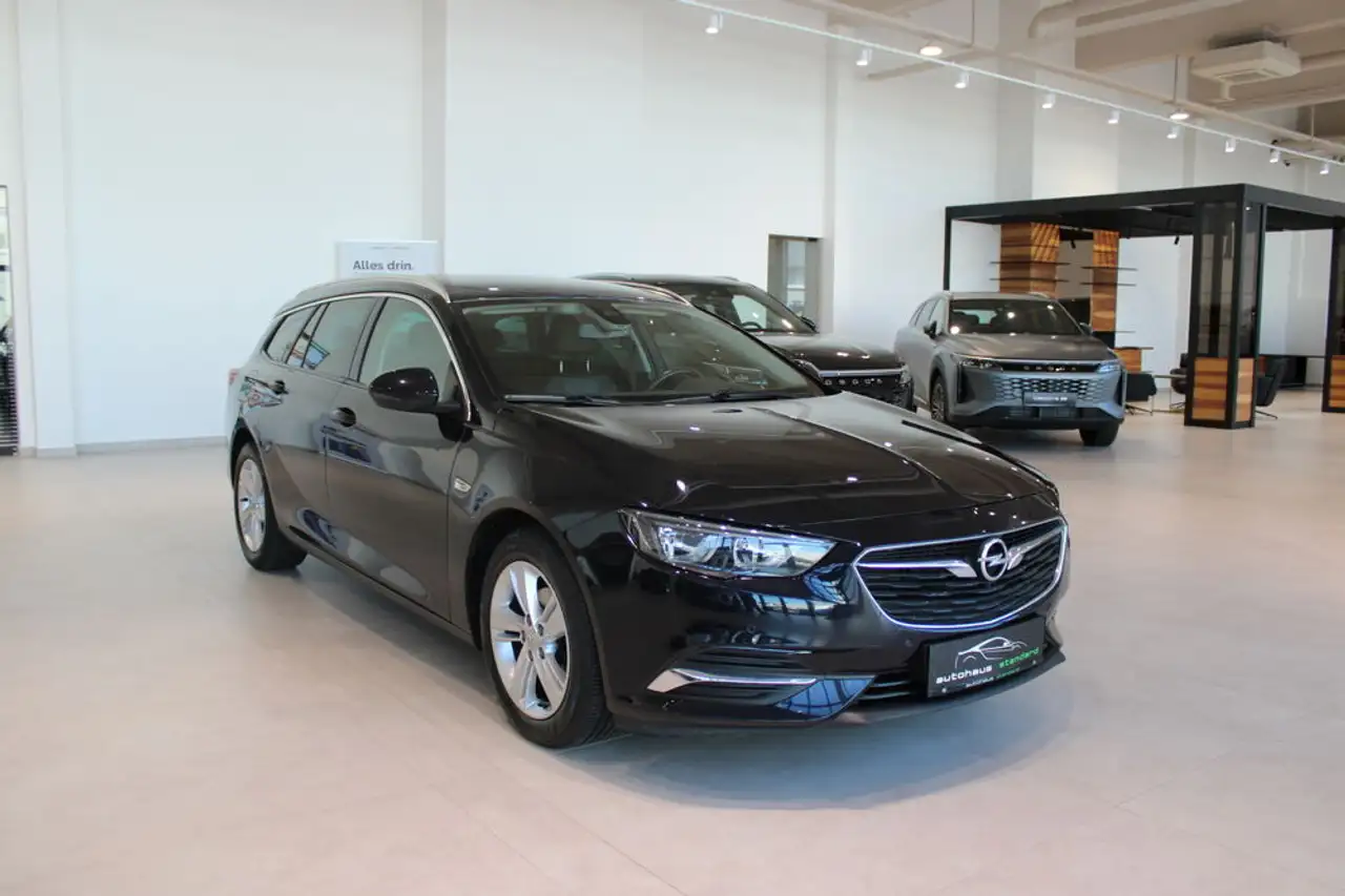 Opel Insignia Edition — photo 1 of 15
