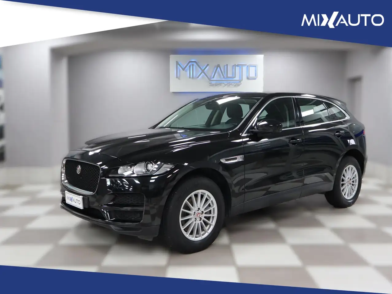 Jaguar F-Pace 2.0D I4 Pure AWD 180CV Auto — photo 1 of 16