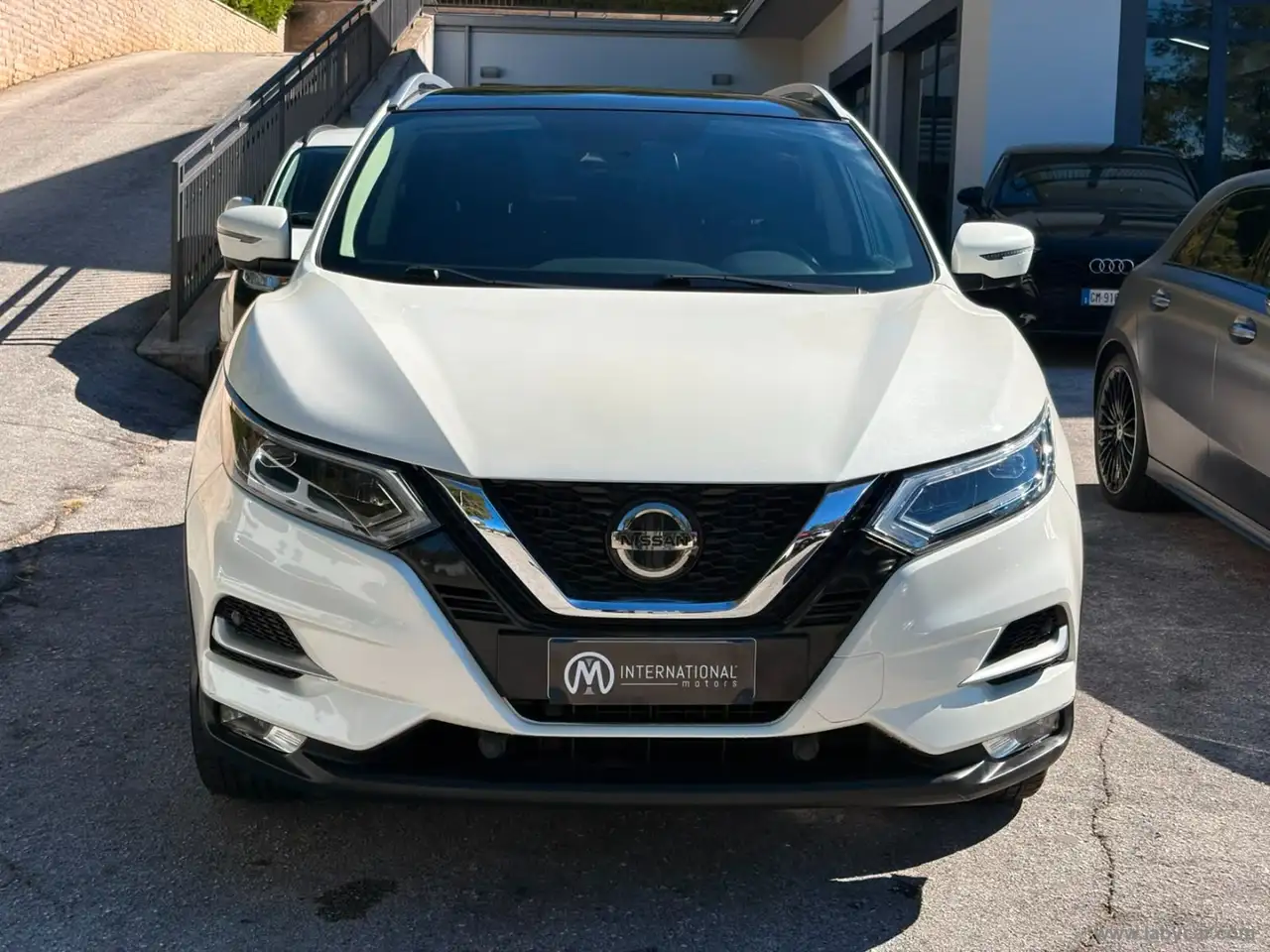 2018 Nissan Qashqai 1.5 dCi N-Connecta, photograph 2