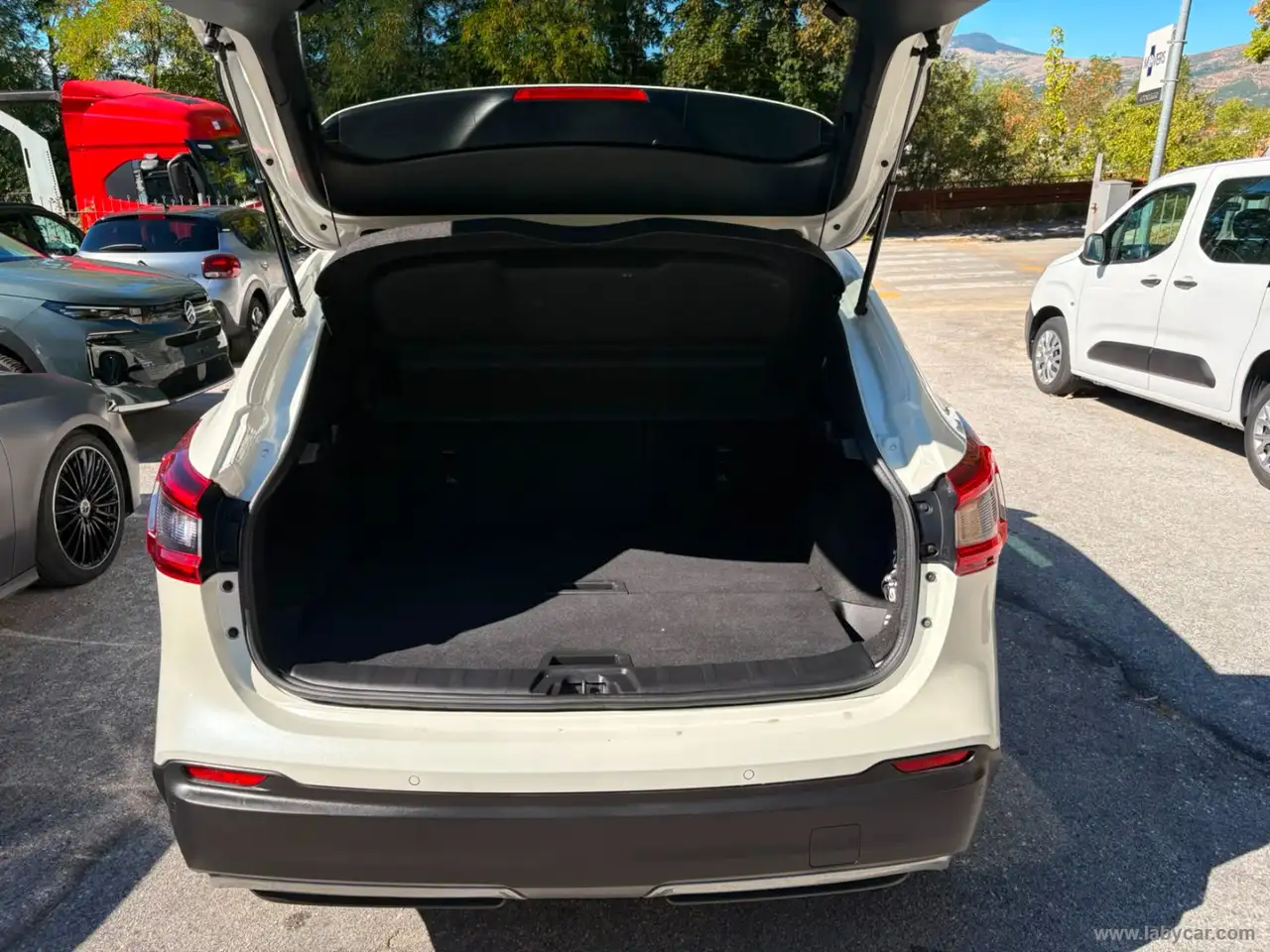 2018 Nissan Qashqai 1.5 dCi N-Connecta, photograph 10