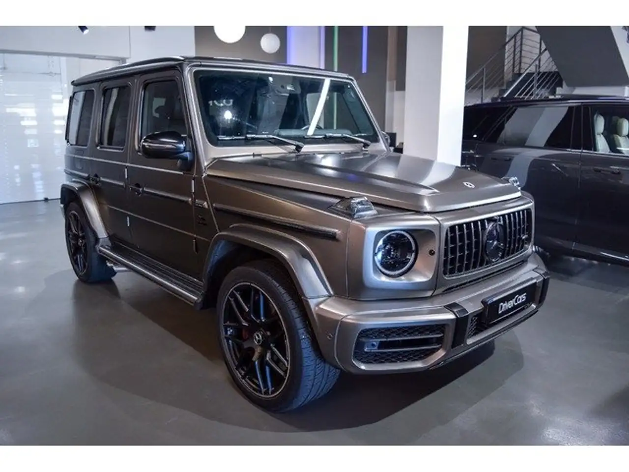 Mercedes-Benz G 63 AMG 4Matic 9G-Tronic — photo 1 of 15