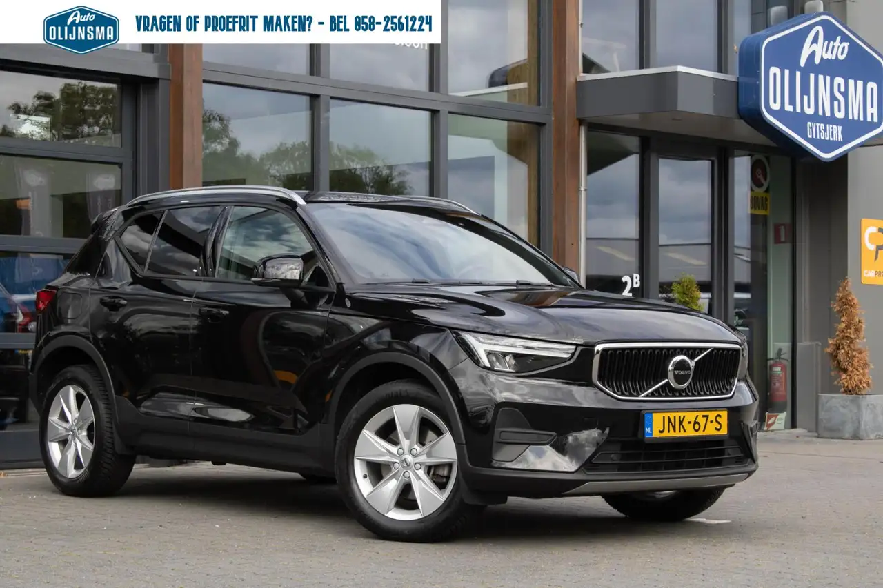Volvo XC40 2.0 B3 Plus Bright|Facelift|Camera| — photo 1 of 30
