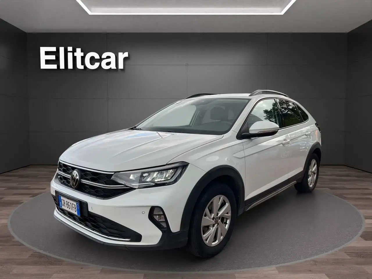 Volkswagen Taigo 1.0 TSI 110 CV DSG Life — photo 1 of 16