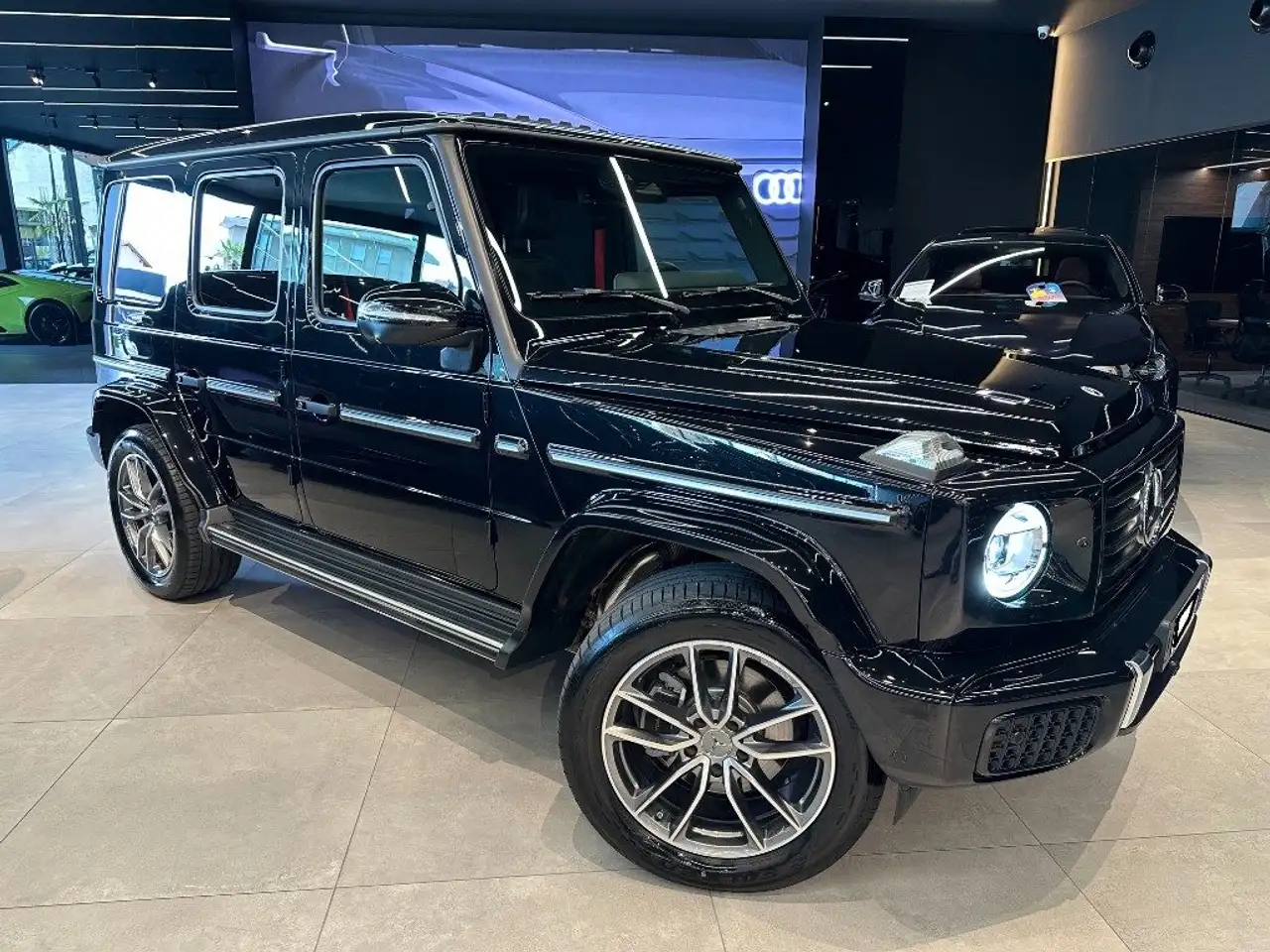 Mercedes-Benz G 450 d Mild hybrid S.W. AMG Line - — photo 1 of 15
