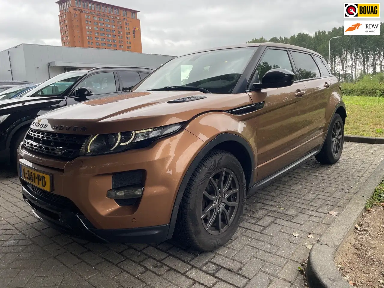 Land Rover Range Rover Evoque 2.0 Si 4WD Prestige, Automaat, Pano, Navi, Leder, — photo 1 of 20
