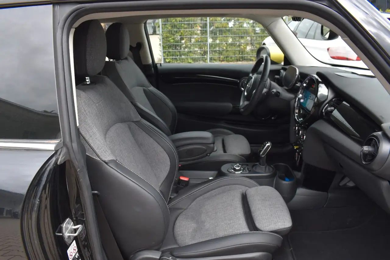 2023 MINI Cooper SE Classic Trim Navi Keyless Go Kamera, photograph 10