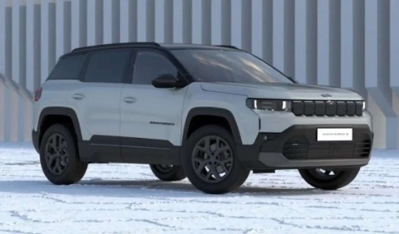 Jeep Compass 1.2 Turbo 145 CV Hybrid Summit KM0 MY26 — photo 1 of 3