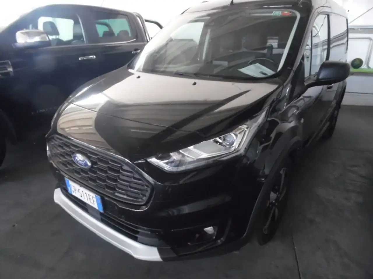 Ford Transit Connect 220 1.5 Ecoblue 100CV PC aut. Furgone Active — photo 1 of 10