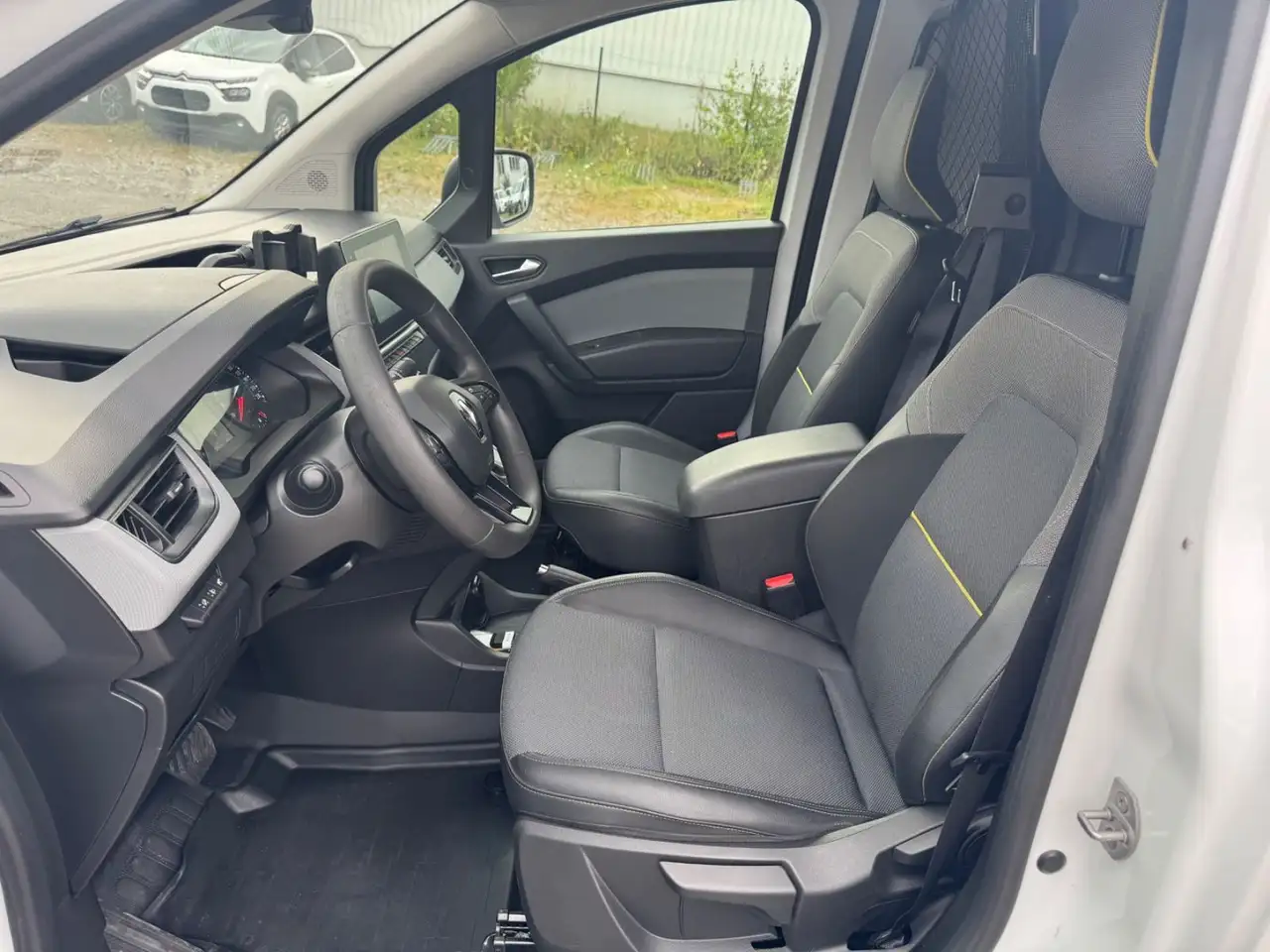 2022 Renault Kangoo III Rapid Navi Kamera Klima Automatik !, photograph 11