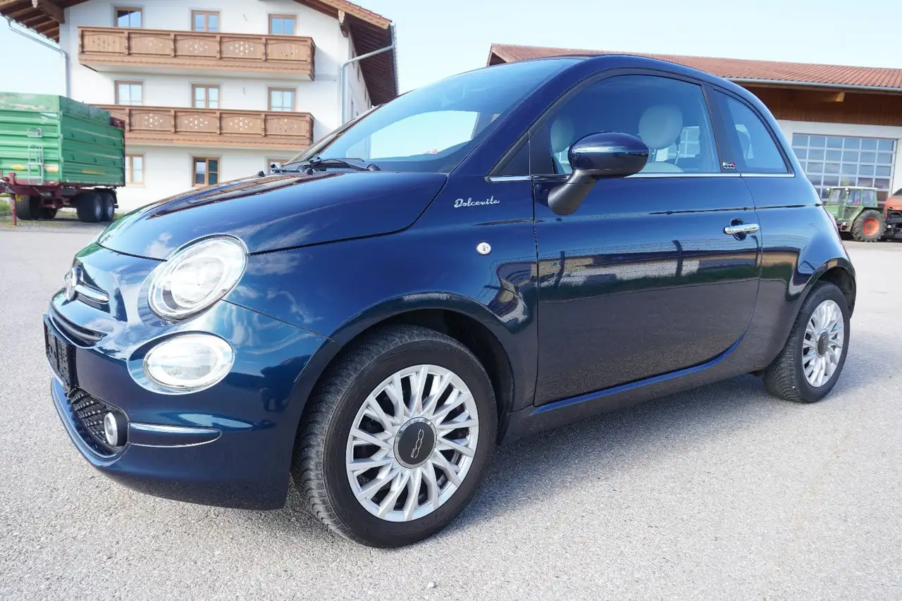 Fiat 500C Hybrid Dolcevita UConnect Tempo 1.Hand — photo 1 of 15