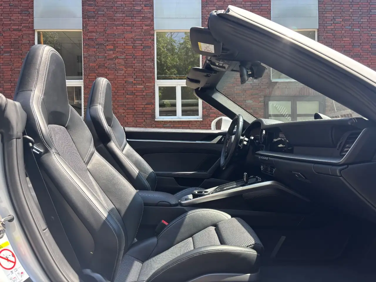 2021 Porsche 911 992 Turbo Cabriolet SportDesign Aero-Kit, photograph 5