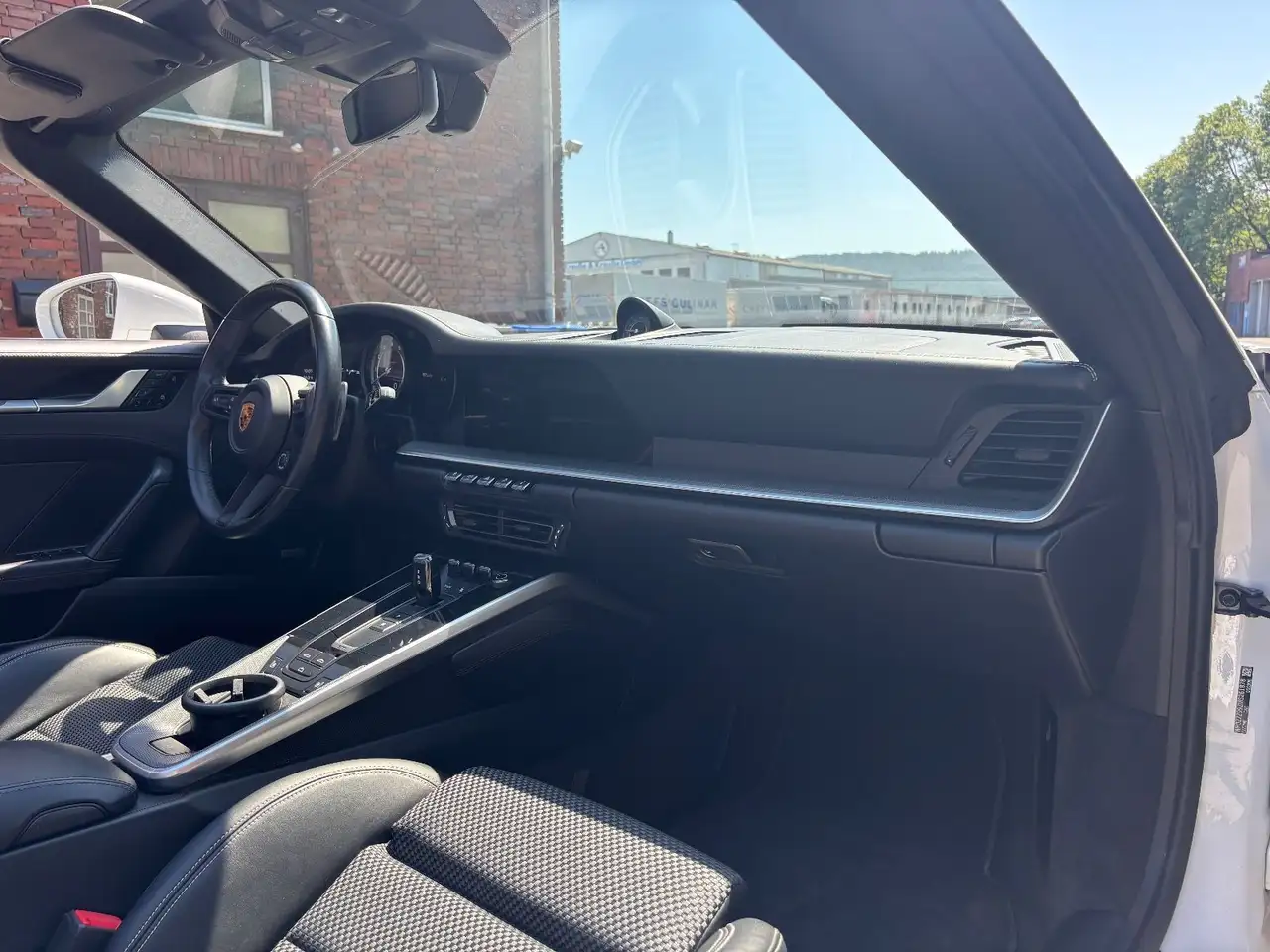 2021 Porsche 911 992 Turbo Cabriolet SportDesign Aero-Kit, photograph 6