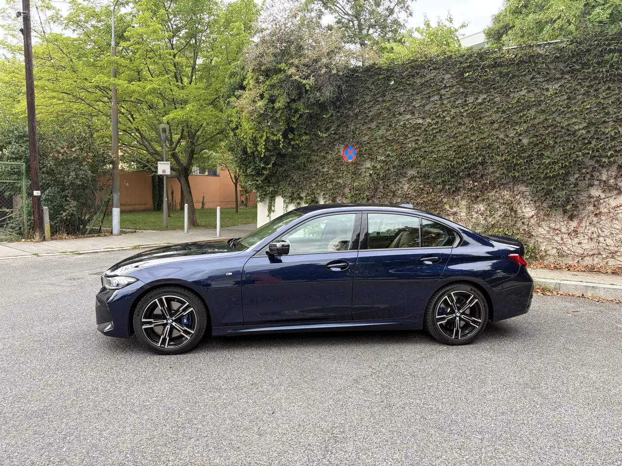 BMW 320 320d M Sport Aut., Mild-Hybrid — photo 1 of 15
