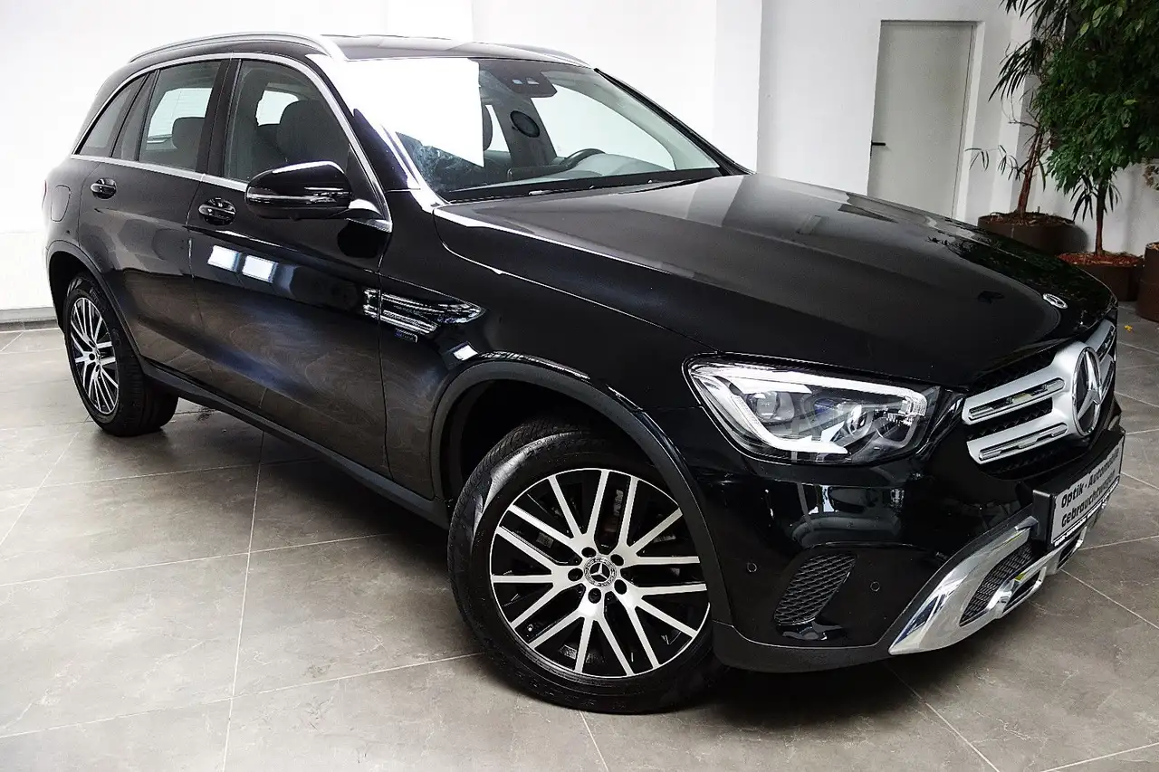 Mercedes-Benz GLC 300 de 4Matic MBUX/360°/Distronic+/19Zoll — photo 1 of 27