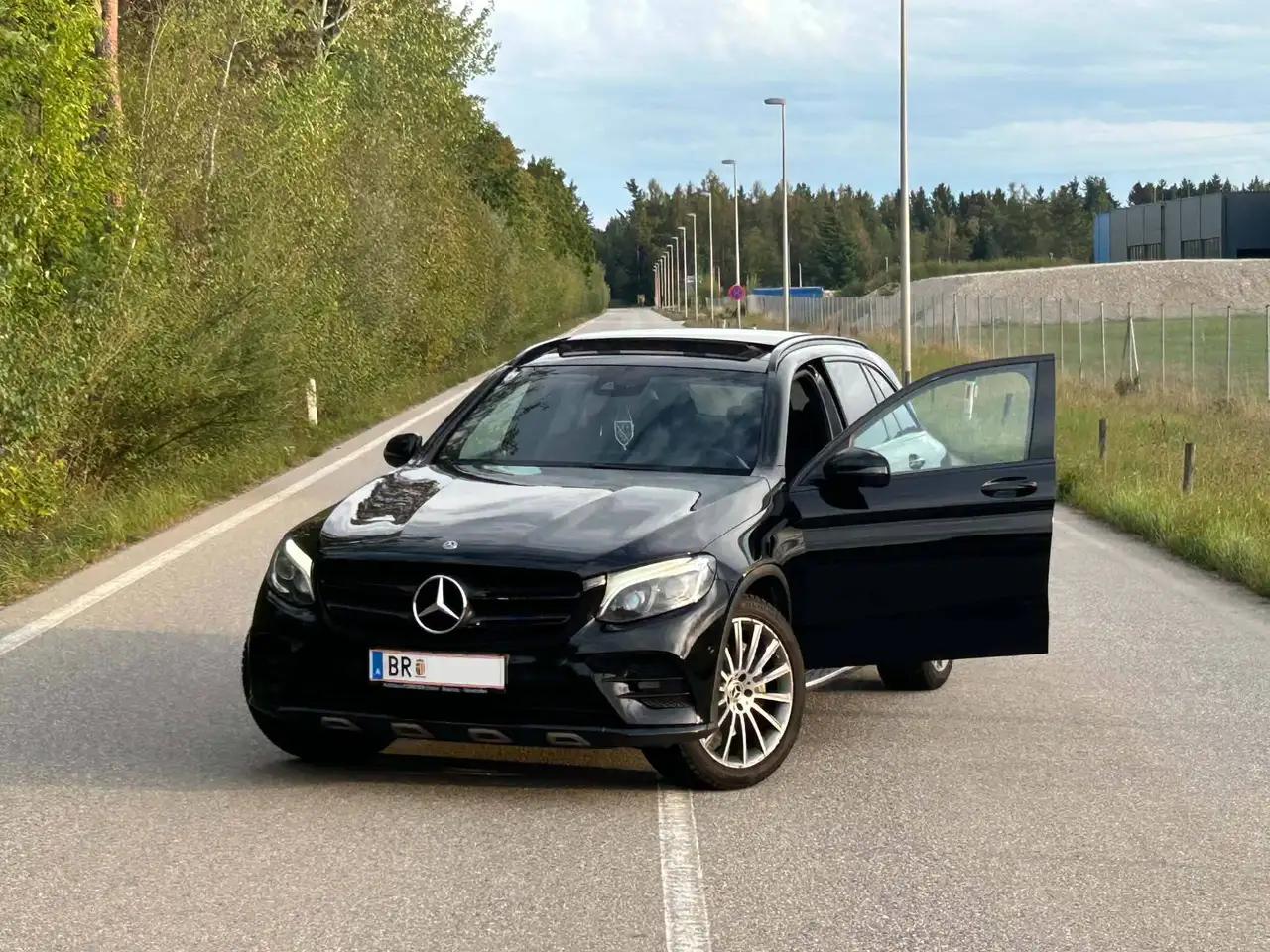 Mercedes-Benz GLC 220 GLC 220d 4MATIC Aut. — photo 1 of 17