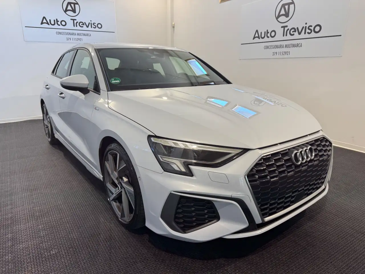 Audi A3 A3 SPB 35 TDI S tronic S line edition — photo 1 of 15