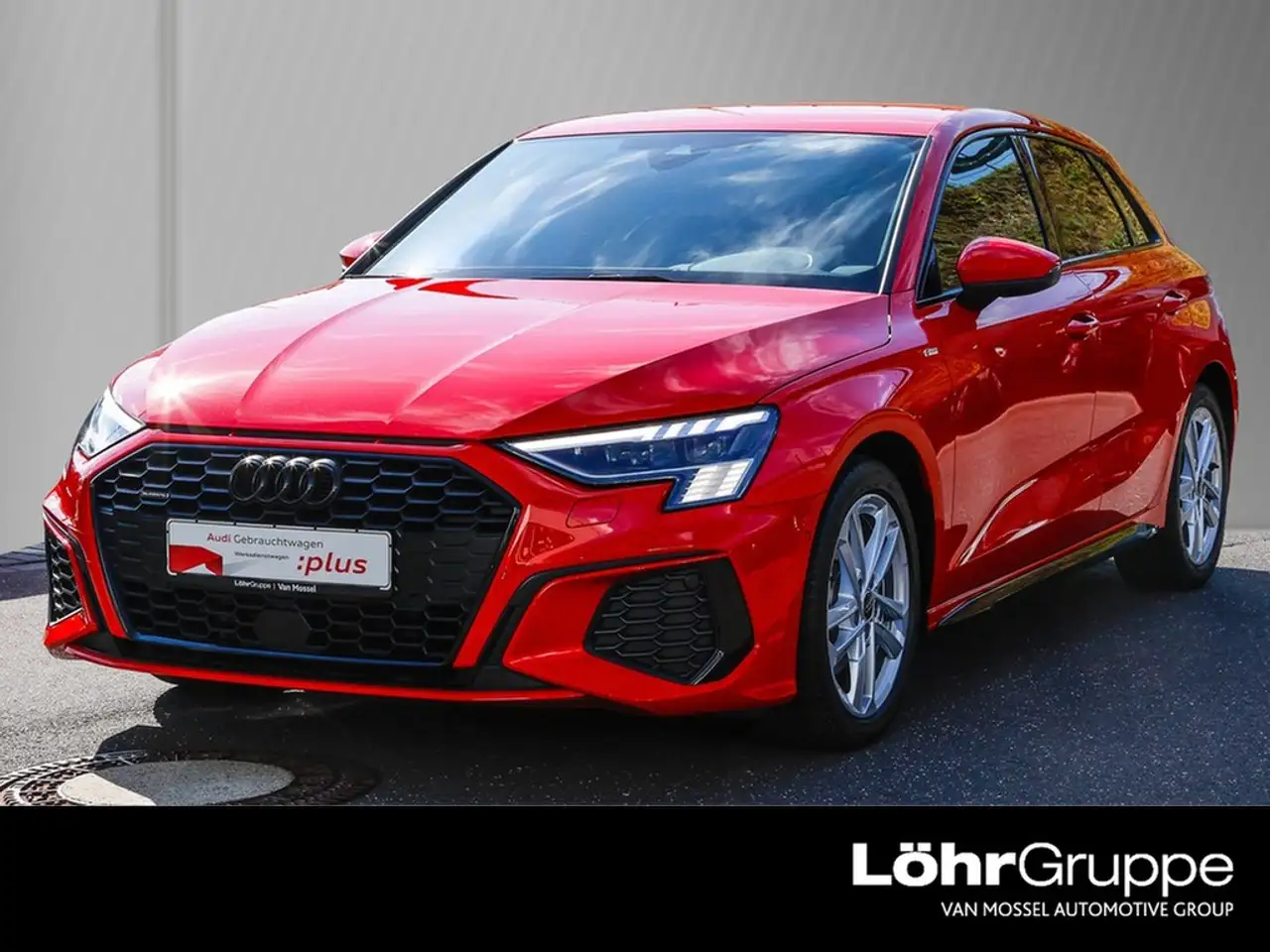 Audi A3 Sportback 40 TFSI S line Kamera Matrix ACC — photo 1 of 15