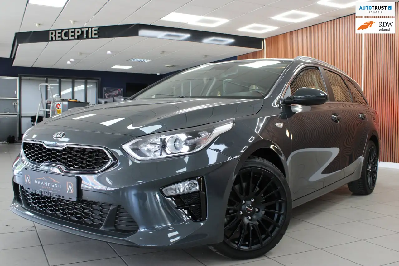 Kia Ceed SW / cee'd SW Sportswagon 1.5 T-GDi DynamicLine Automaat | Airco — photo 1 of 22