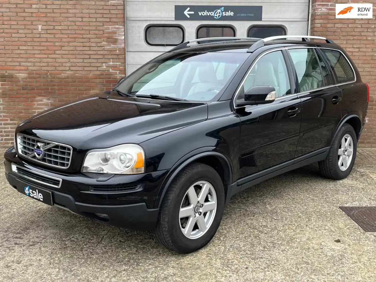 Volvo XC90 2.4 D5 Limited Edition Automaat 2011 — photo 1 of 15