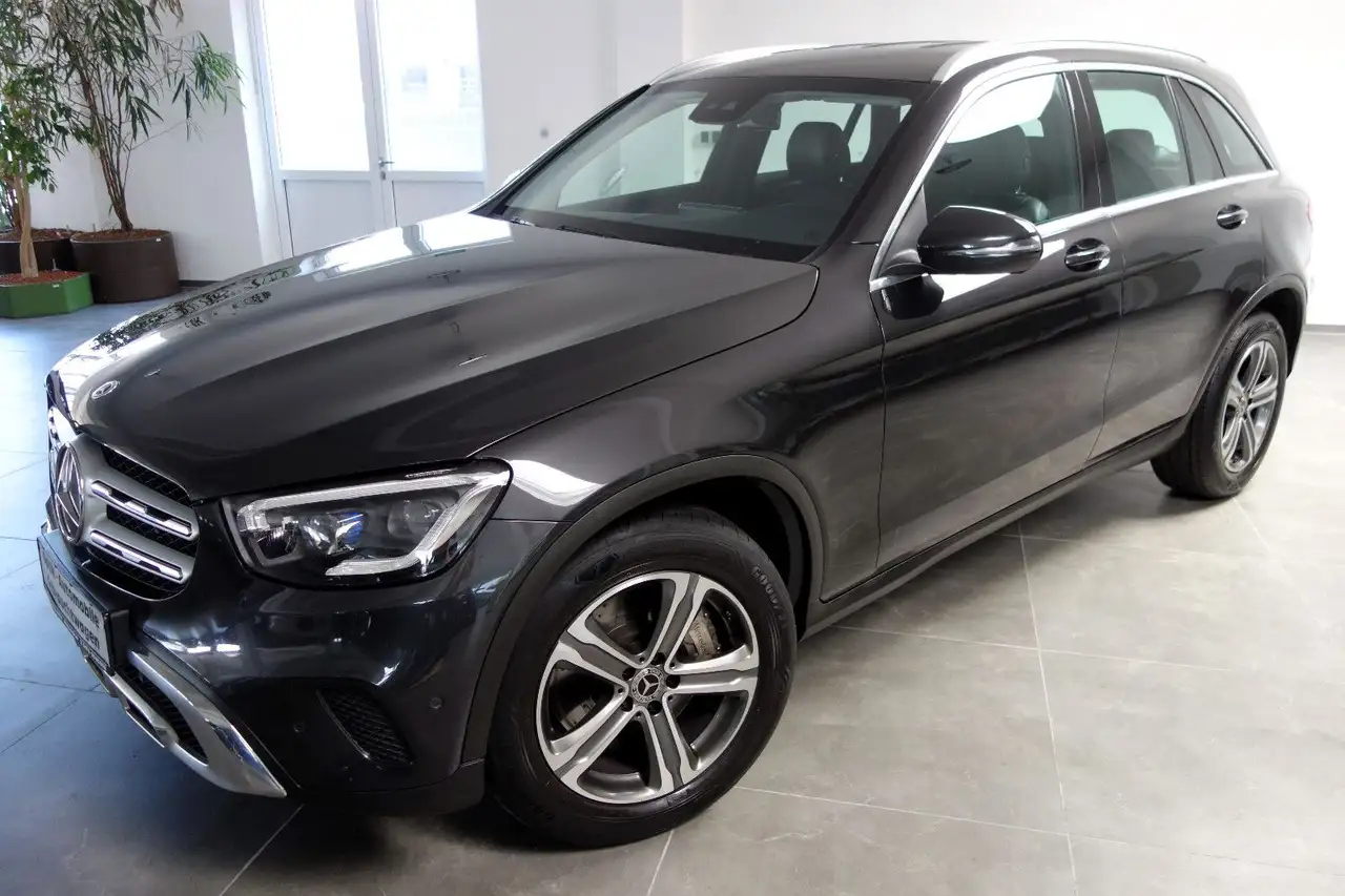 Mercedes-Benz GLC 220 d 9G/Leder/Kamera/LED/MBUX/18 Sportpaket — photo 1 of 20