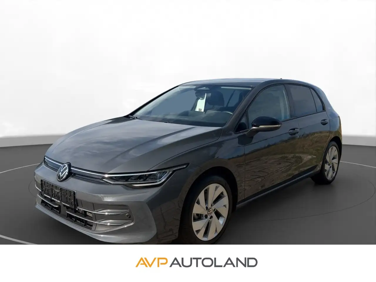 Volkswagen Golf VIII 1.5 eTSI DSG GOAL | NAVI | LED | — photo 1 of 15