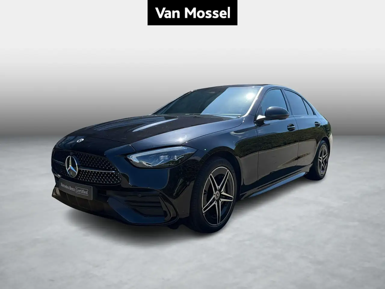 Mercedes-Benz C 300 e AMG Line + CARPLAY + LED + CAMERA + NIGHTPAKKET — photo 1 of 15