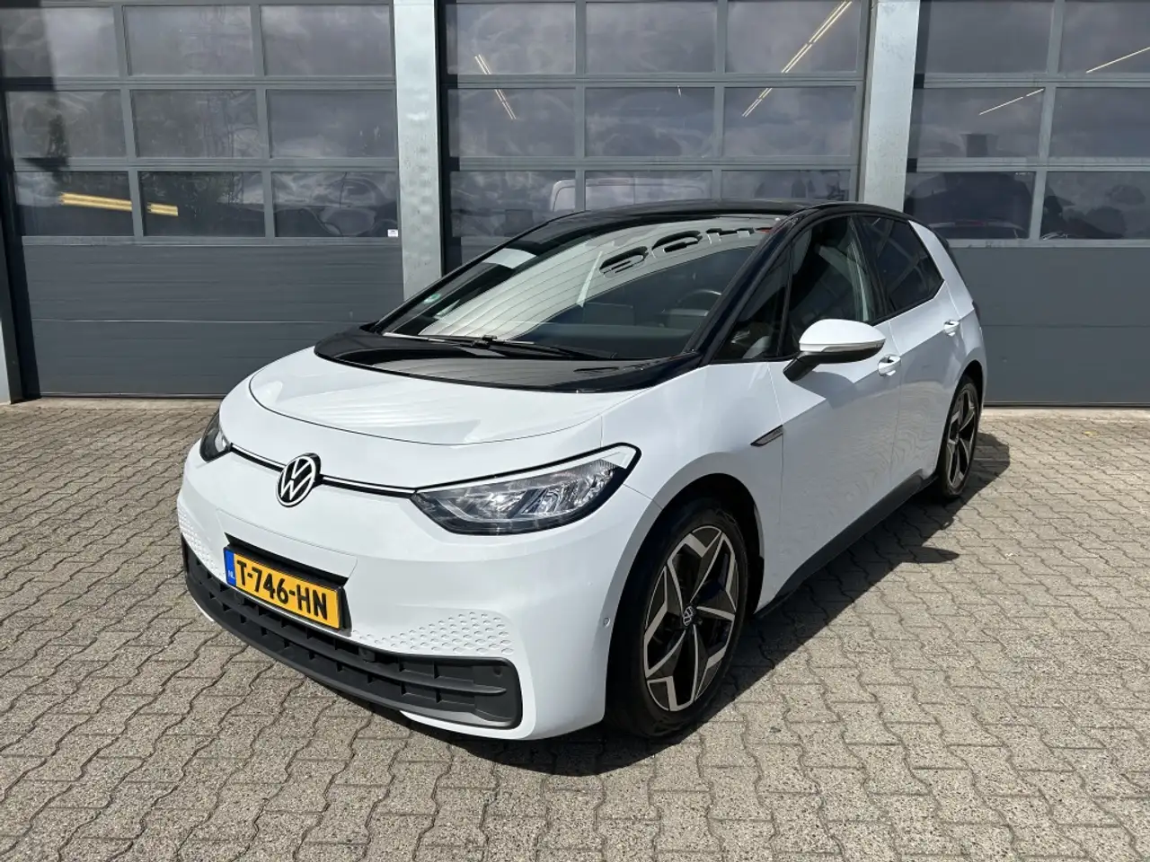 Volkswagen ID.3 58kWh 204pk Pro Advantage — photo 1 of 32