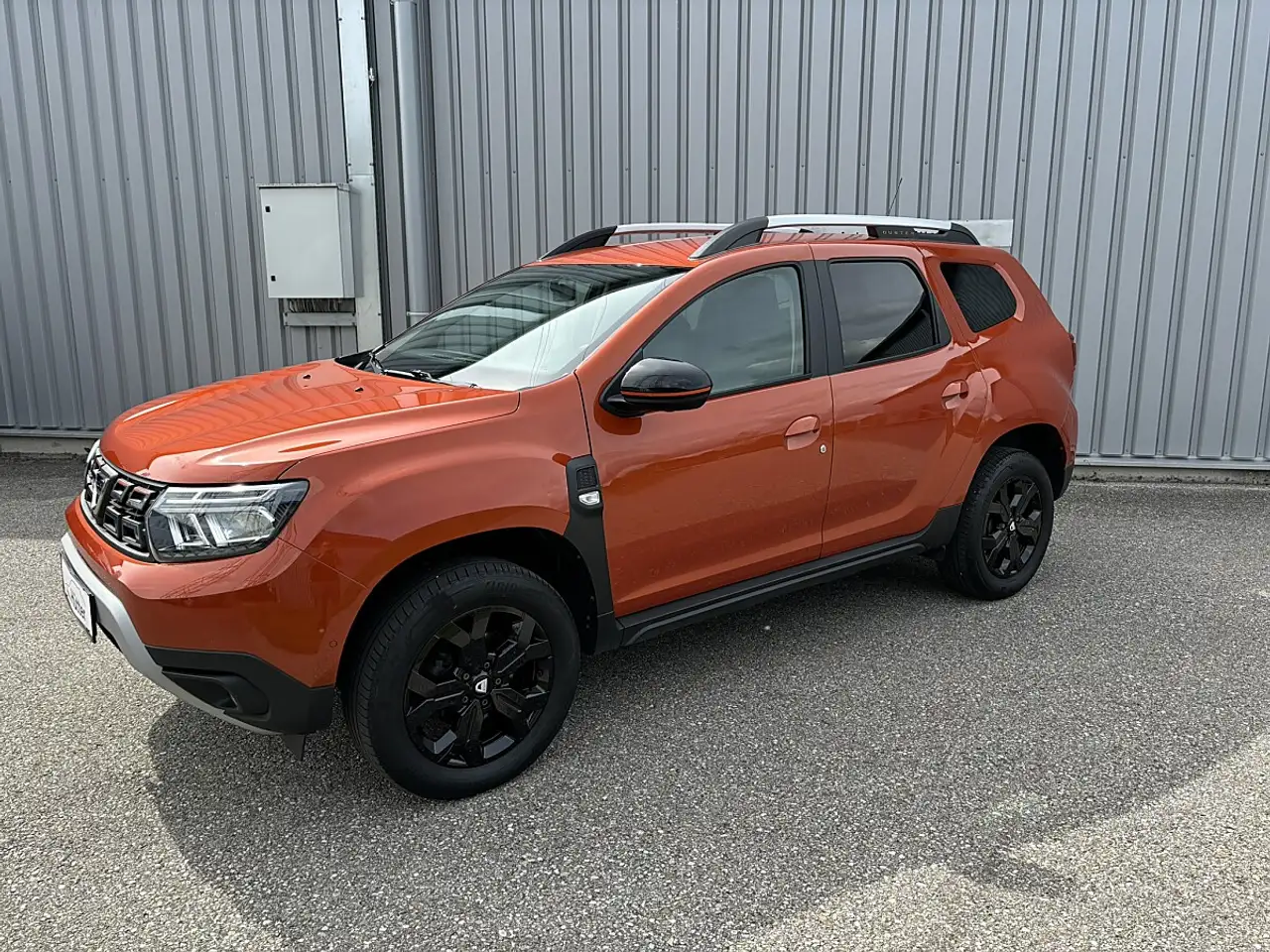Dacia Duster II 1.3 TCe 130 Extreme 2WD OPF (EURO 6d) — photo 1 of 21
