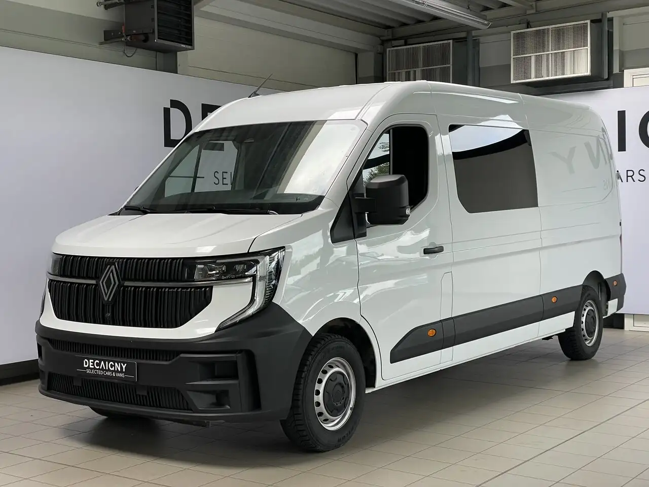 Renault Master 2.0 dCi Crew Cab L3H2 *7pl*Vloer&Wanden*App Con... — photo 1 of 15