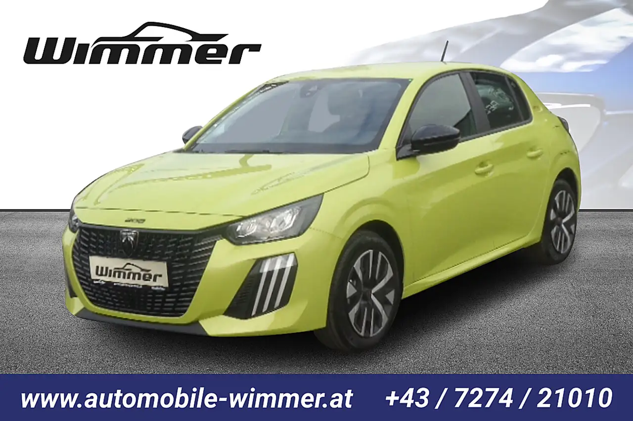 Peugeot 208 PureTech 100 S&S Allure — photo 1 of 12