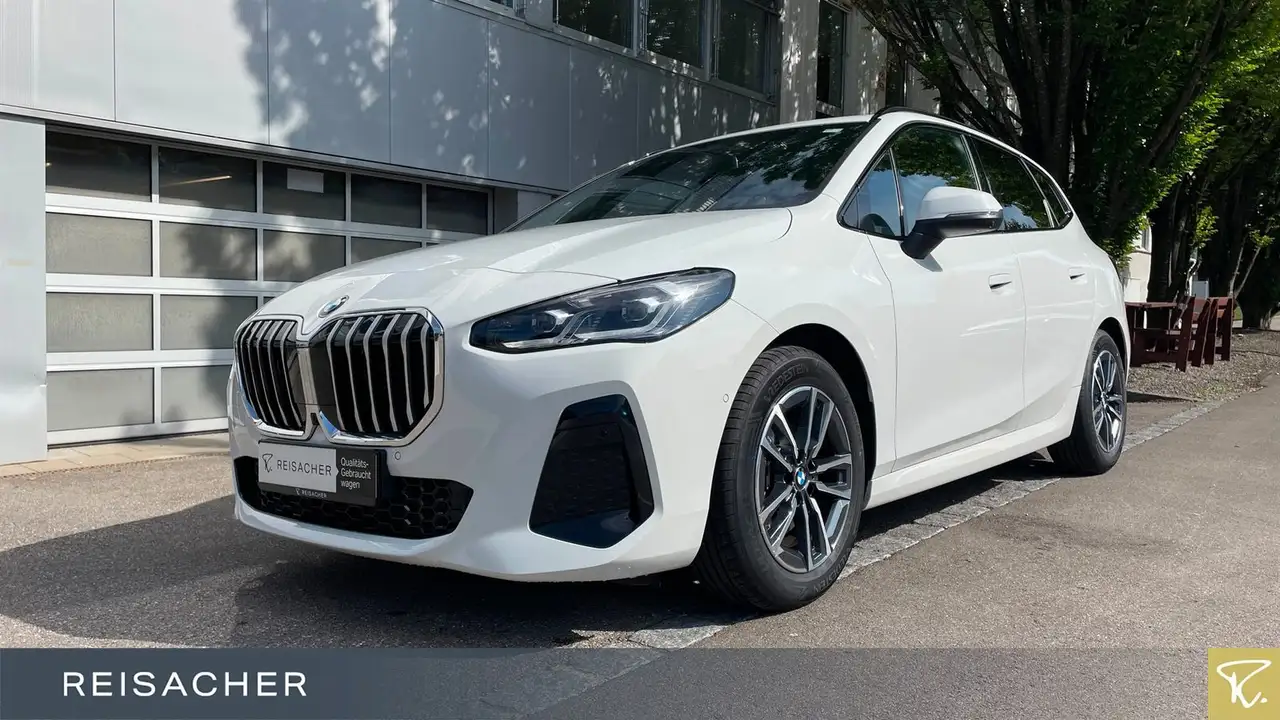BMW 220 220i A Active Tourer M-Sport,AHK,DA+,Leder,Autom — photo 1 of 18