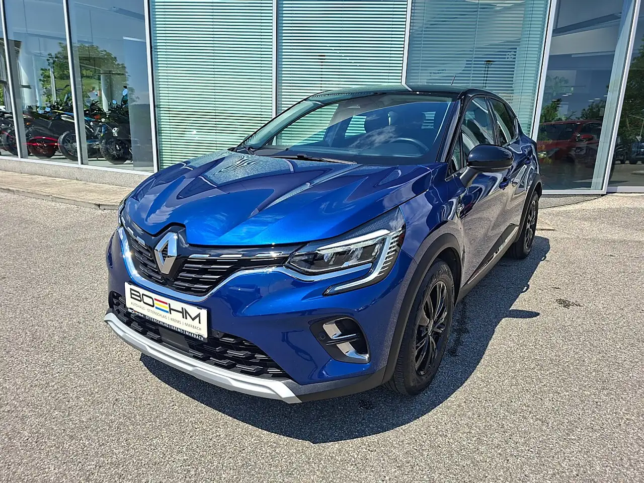 Renault Captur TCe 140 EDC PF Intens *Anhängerkupplung* — photo 1 of 13