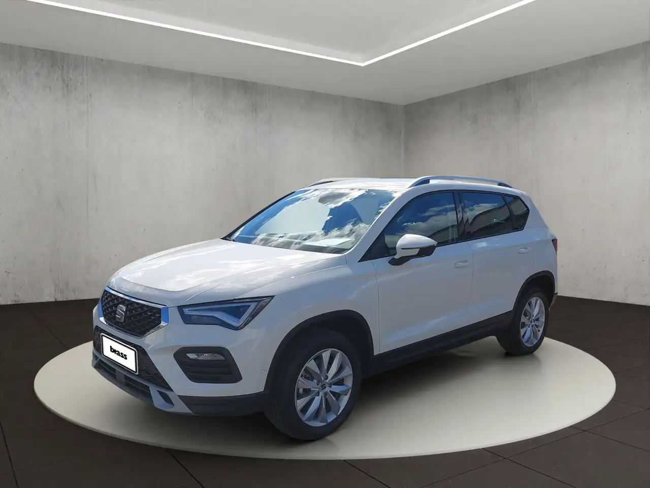 SEAT Ateca Road Edition 1.5 TSI 110 kW — photo 1 of 21
