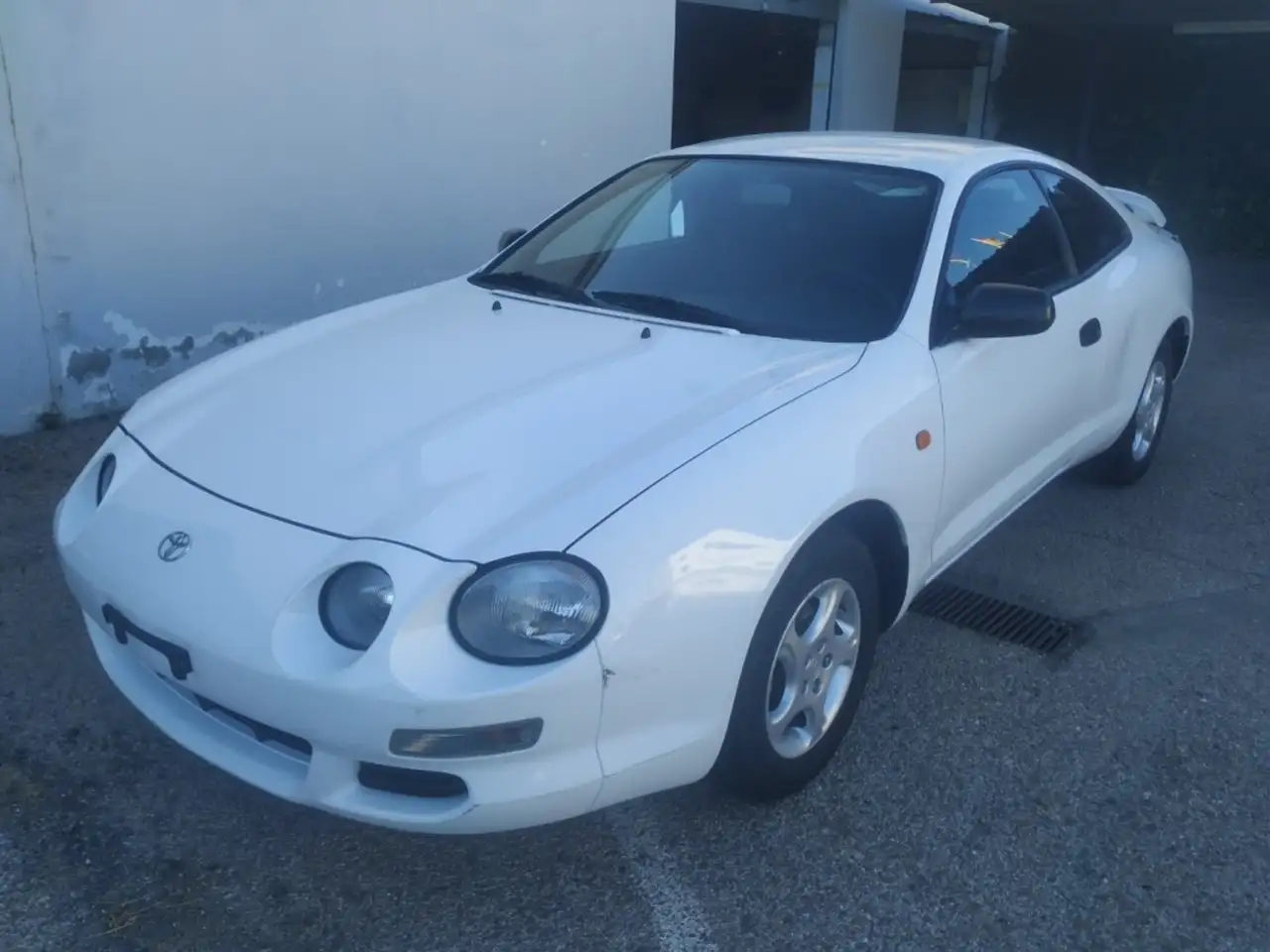 Toyota Celica 2.0 GT — photo 1 of 28