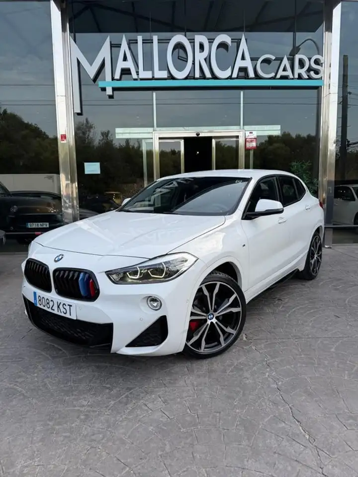 BMW X2 sDrive 18dA — photo 1 of 11