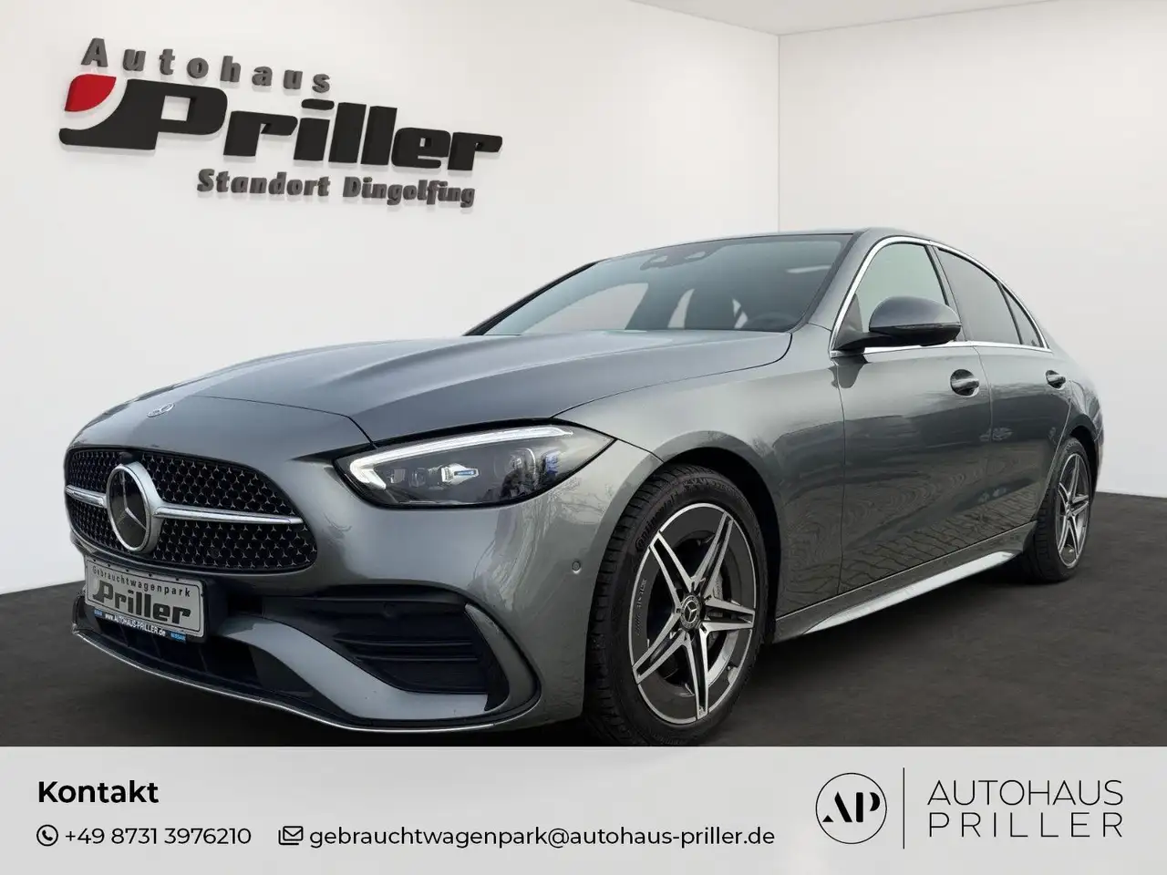 Mercedes-Benz C 300 d Limousine AMG Line/Leder/AHK/HUD/Pano/LED — photo 1 of 15