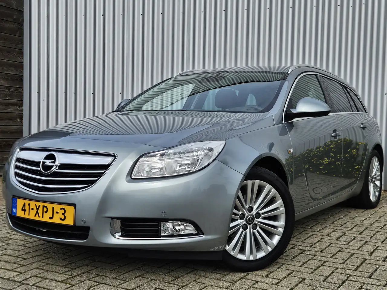 Opel Insignia Sports Tourer 1.4 Turbo Edition /LPG/Dealer Onderh — photo 1 of 28