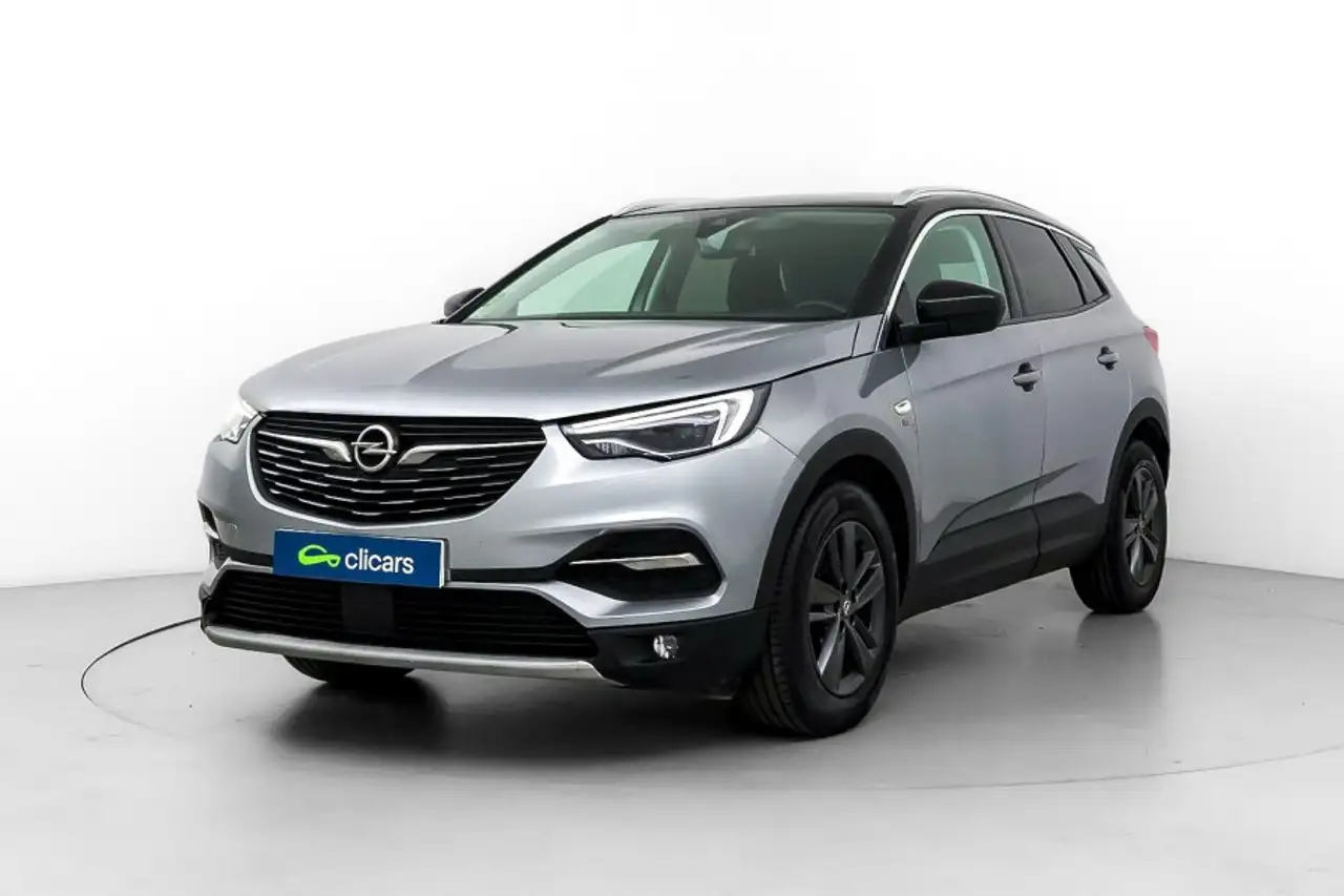 Opel Grandland X 1.2T S&S 120 Aniversario 130 — photo 1 of 37