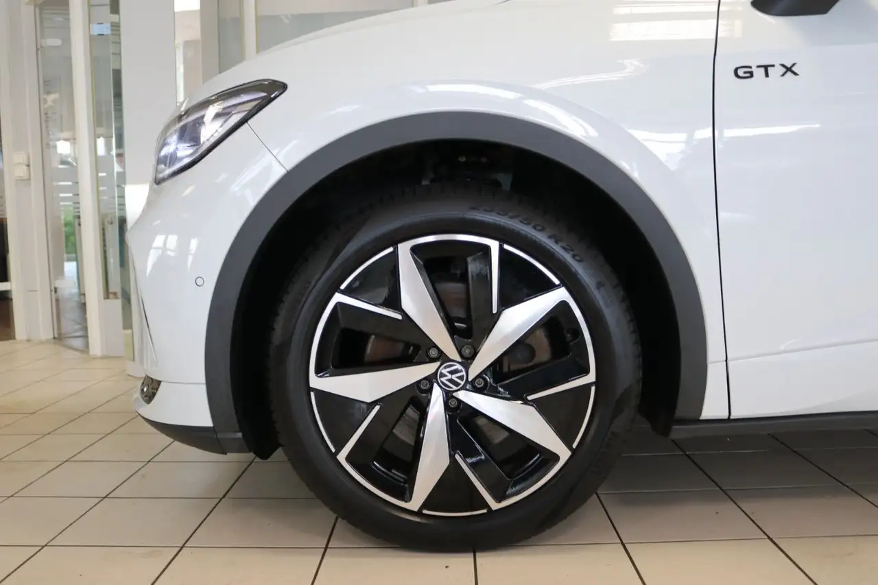2023 Volkswagen ID.4 GTX 220 kW DCC AHK Matrix HUD Wärmep. 360°, photograph 4
