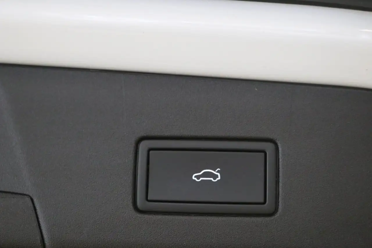 2023 Volkswagen ID.4 GTX 220 kW DCC AHK Matrix HUD Wärmep. 360°, photograph 7