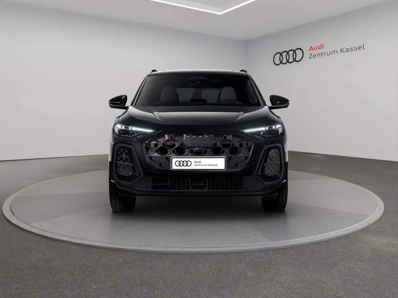 2026 Audi SQ5 SUV Matrix HuD B&O AHK Pano StandHZ 360°, photograph 6