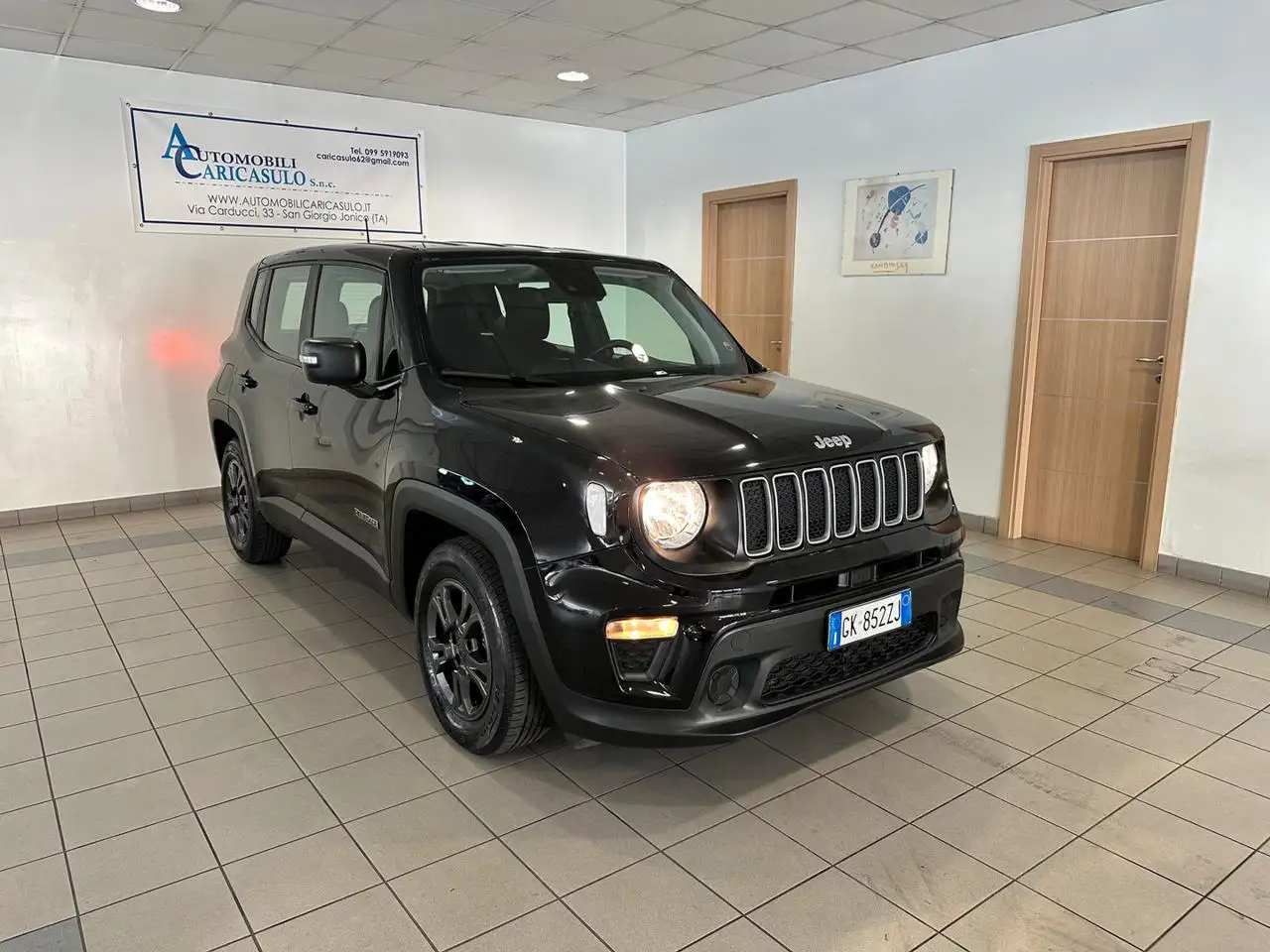 Jeep Renegade 1.6 Mjt 130 CV Longitude — photo 1 of 11