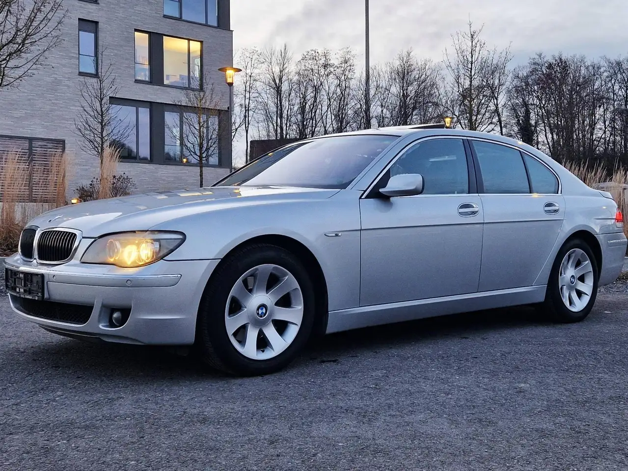 BMW 730 730d/2Hand/Scheckheft/Verkauf nur Gewerbe oder Exp — photo 1 of 26
