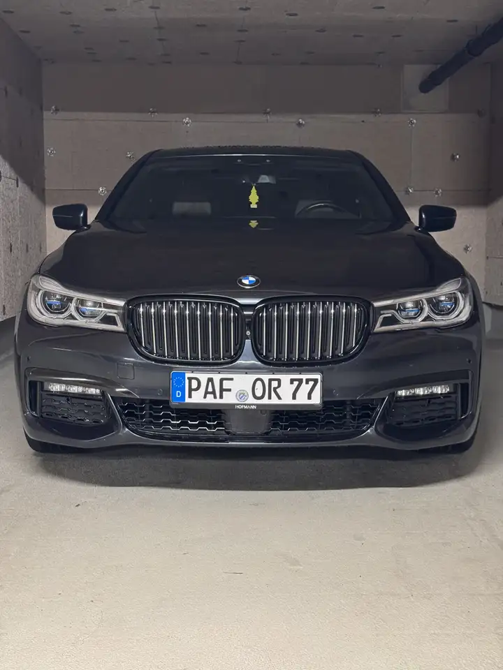 BMW 740 740d xDrive /Singapur Grau /2.Hand/ Unfallfrei — photo 1 of 20