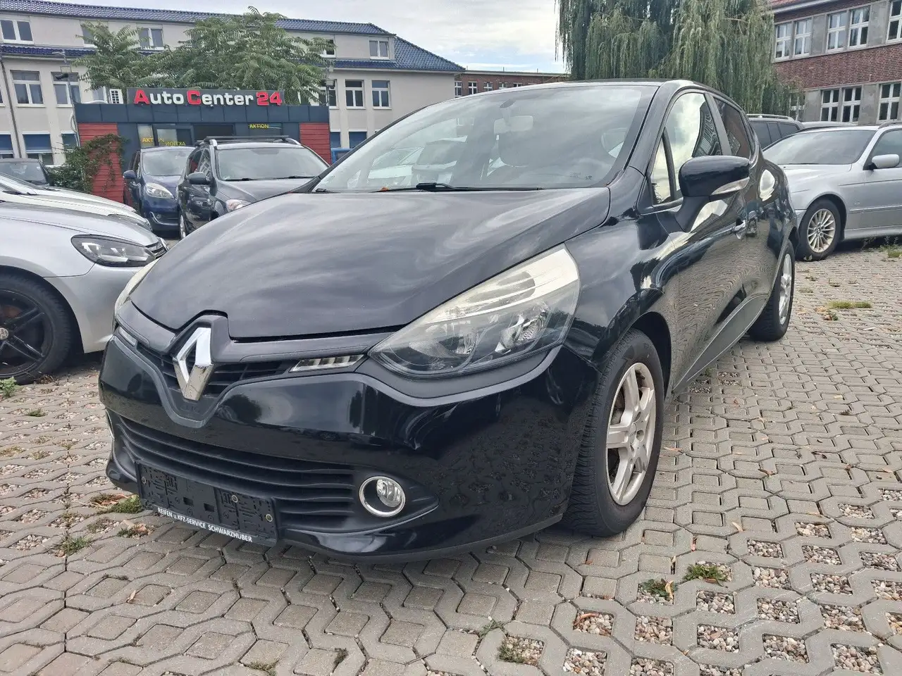 Renault Clio IV Eco-Drive — photo 1 of 19