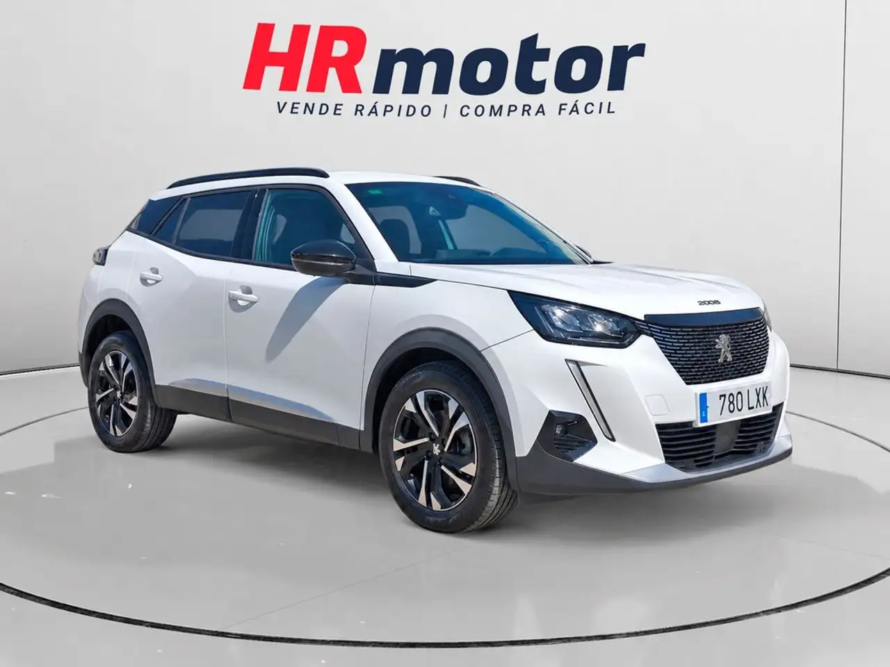 Peugeot 2008 1.5BlueHDi S&S Allure 110 — photo 1 of 28