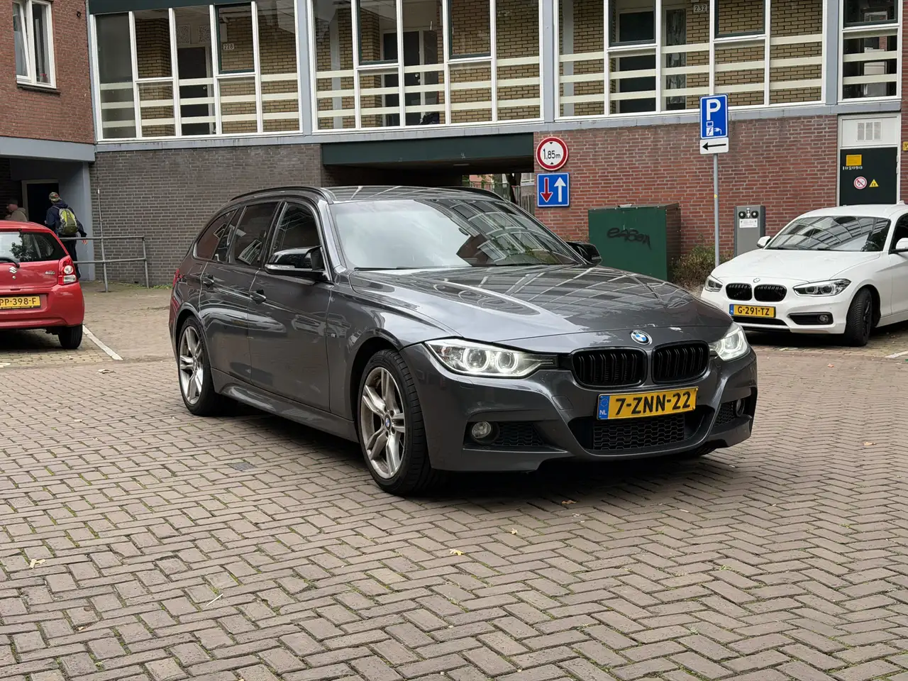 BMW 316 M-Sport 2de Eig. — photo 1 of 15