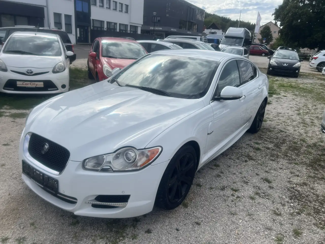 Jaguar XF 3.0 V6 Diesel S Luxury* Händler oder Export — photo 1 of 10