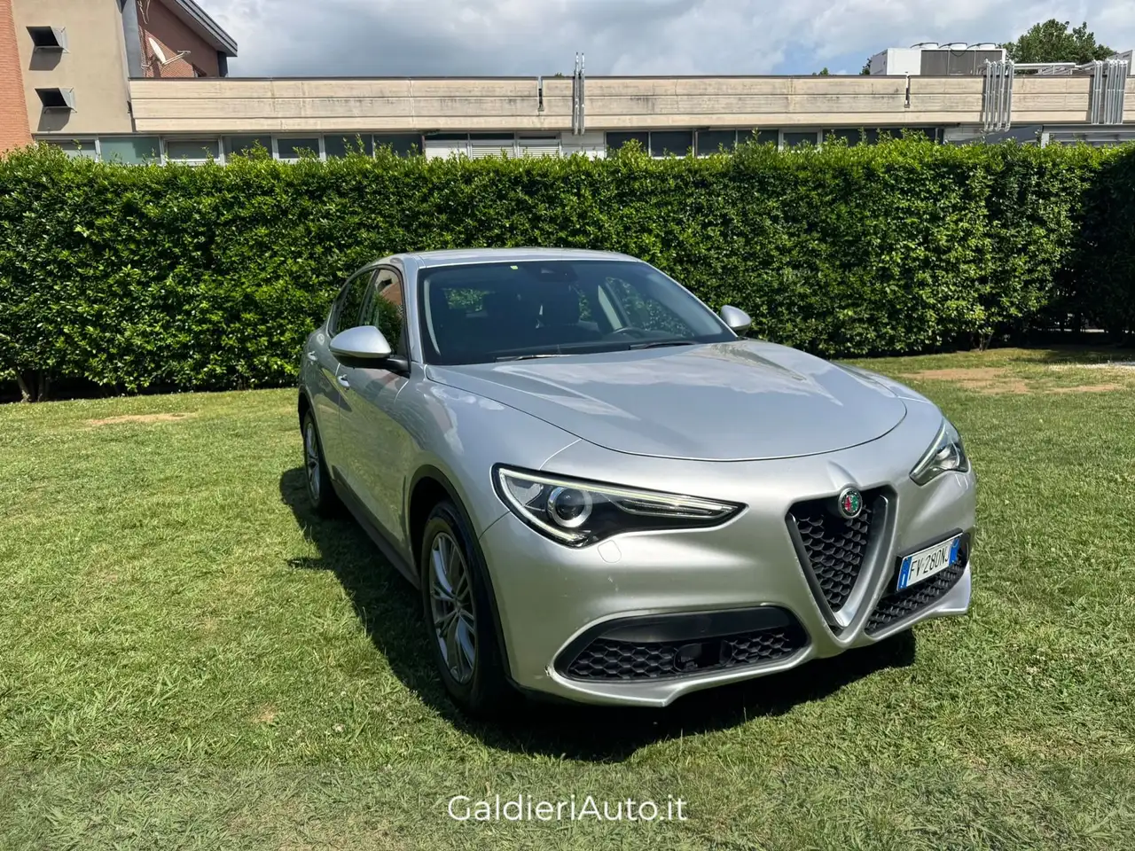 Alfa Romeo Stelvio 2.2 t Business rwd 160cv auto my19 — photo 1 of 15